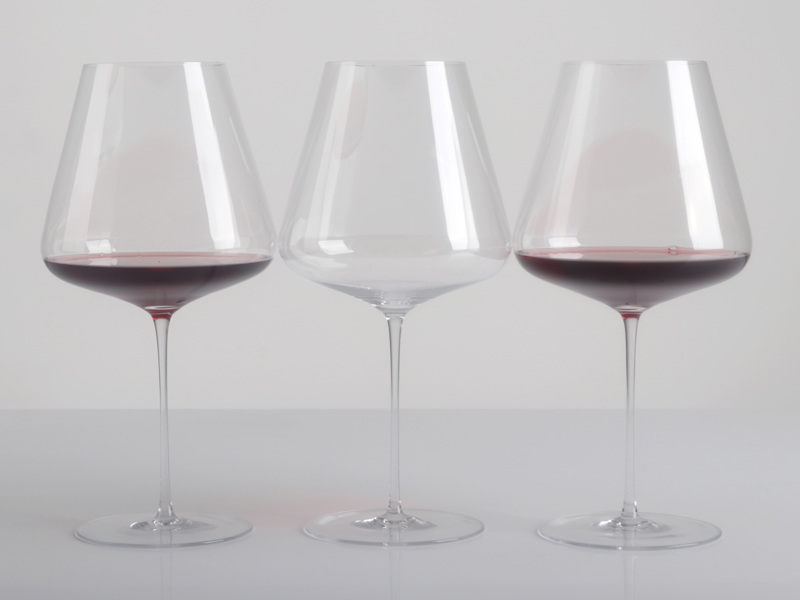 AURORA wine glass